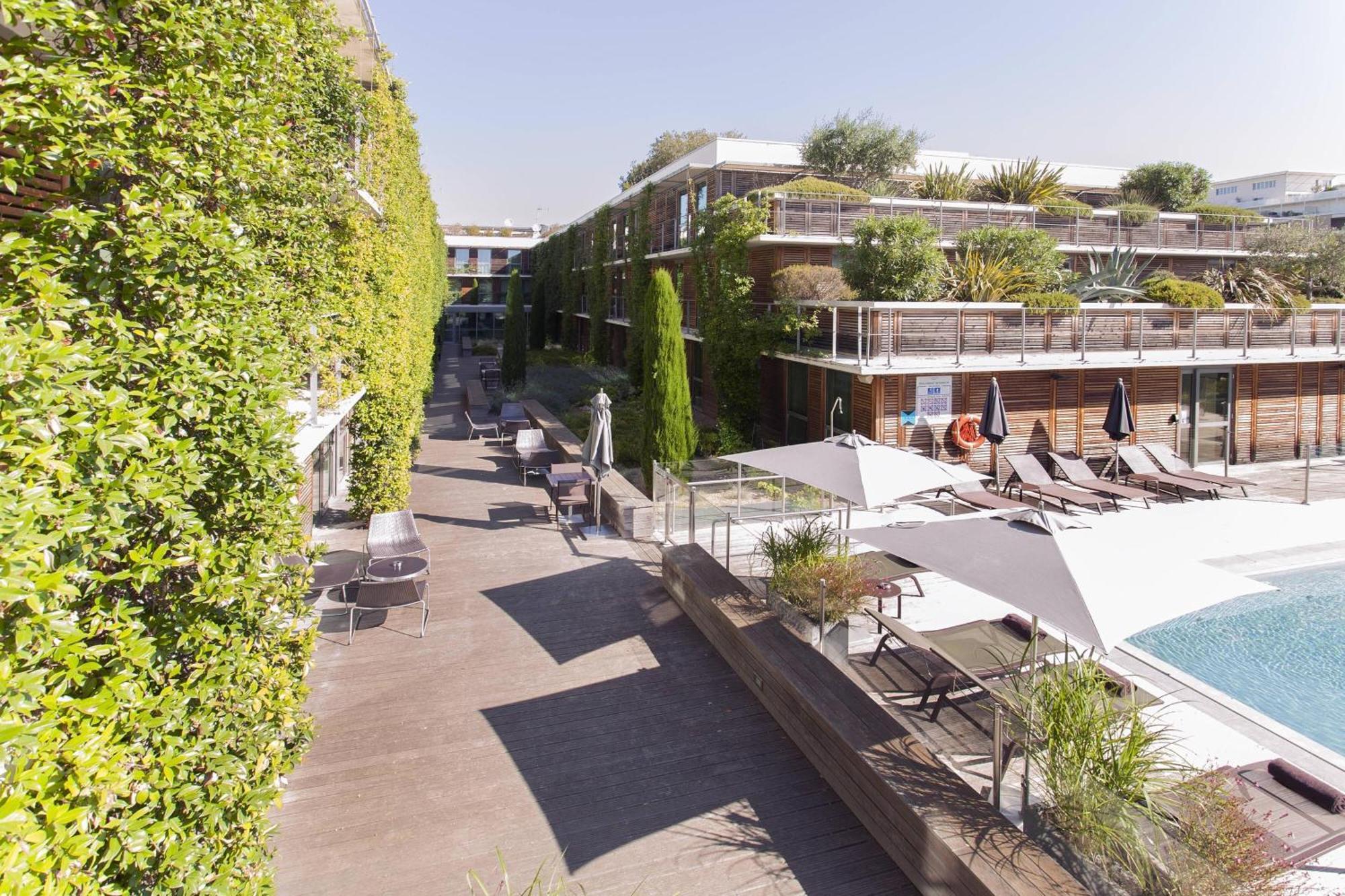 Courtyard By Marriott Montpellier Hotel Exterior foto